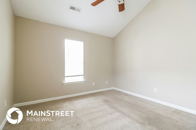 Building Photo - 2925 Dandridge Dr