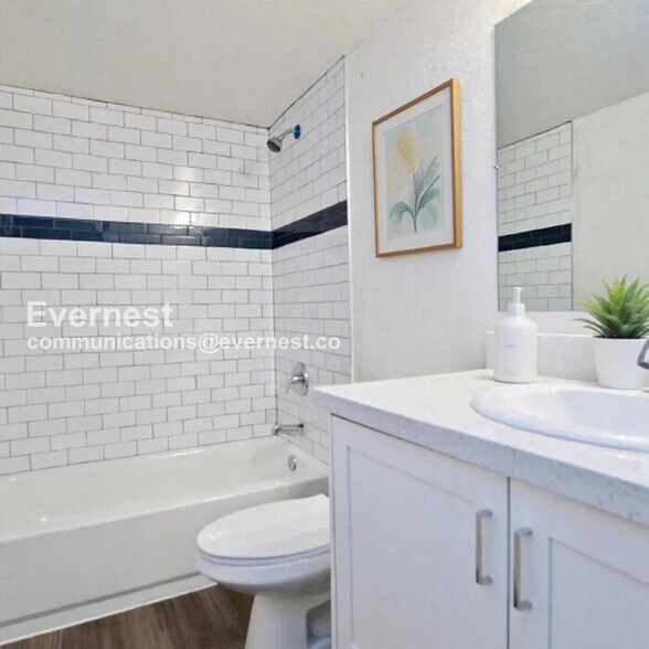 Building Photo - 2539 N 48th St