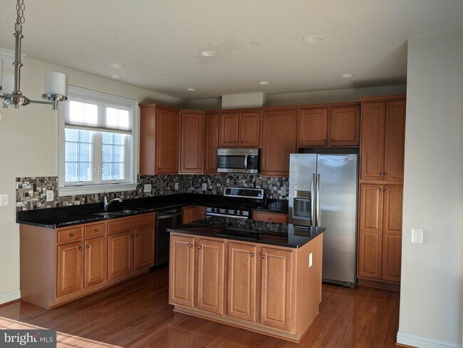 Building Photo - 25503 Amber Gate Terrace