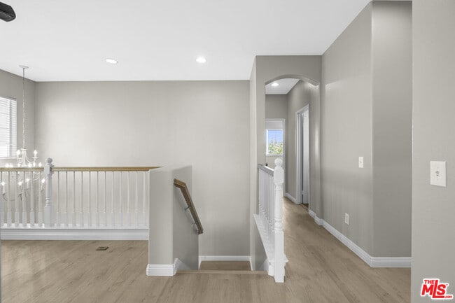 Building Photo - 30319 Cedar Oak Ln