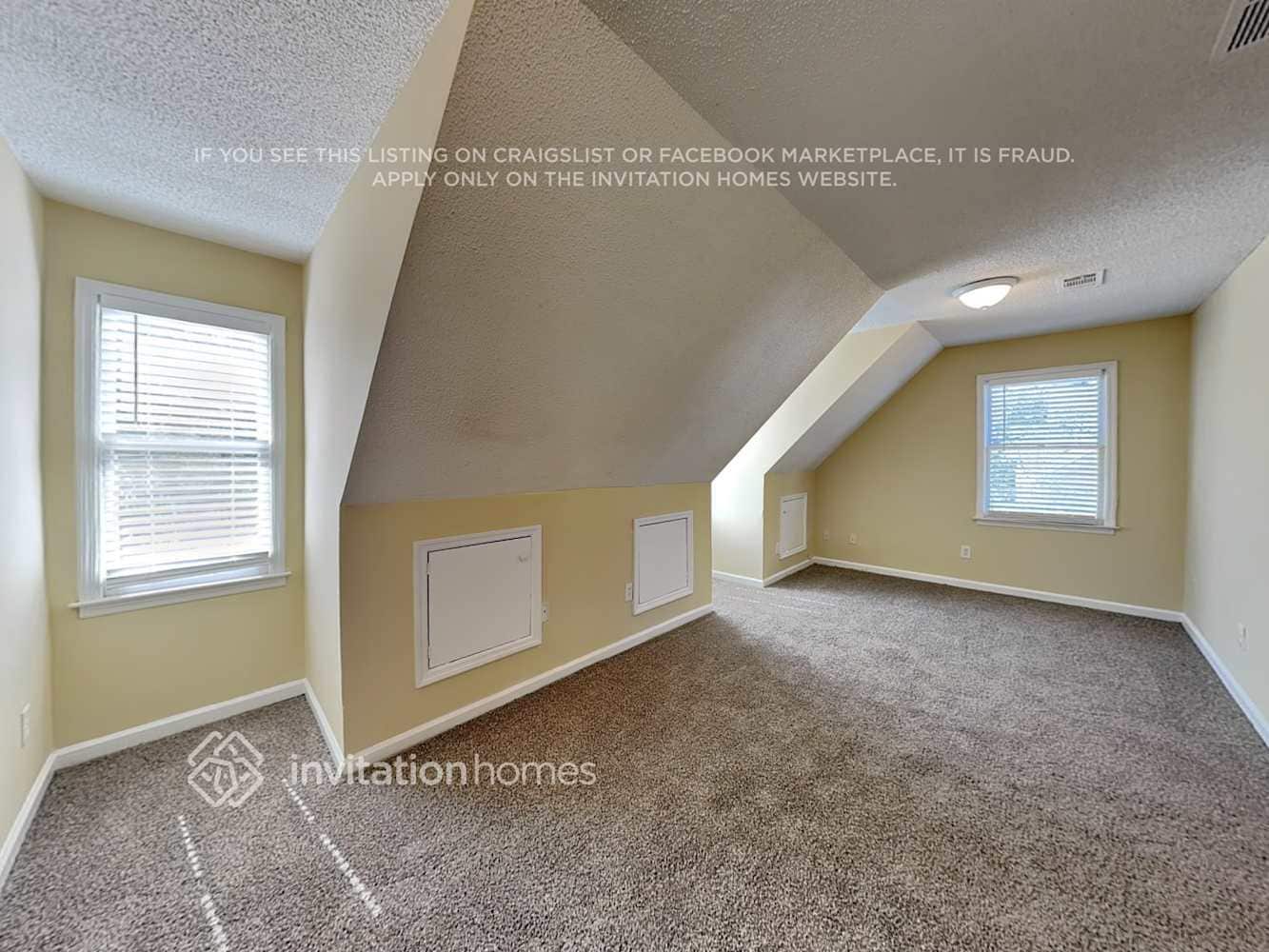 Building Photo - 4756 Saddleridge Rd