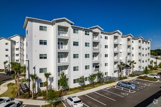 Building Photo - Sundance Trails Apartments