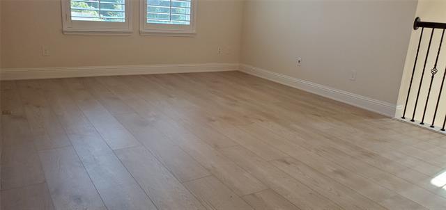 Building Photo - 908 Foxglove Dr