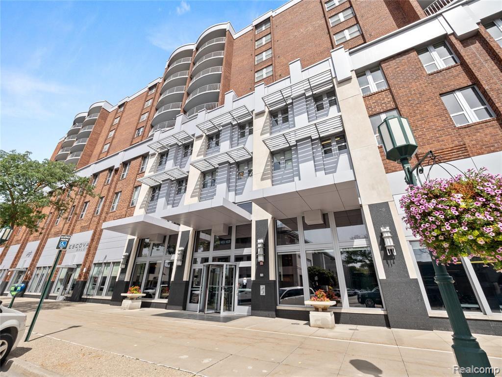 Building Photo - 411 S Old Woodward Ave