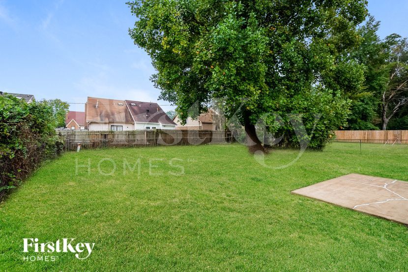 Building Photo - 4270 Cary Hill Dr