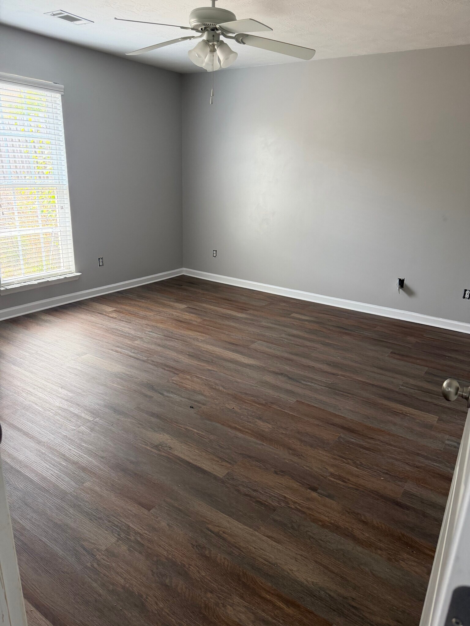 Building Photo - 469 Strutter Trl