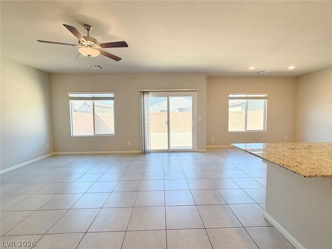 Building Photo - 7534 W Diablo Dr