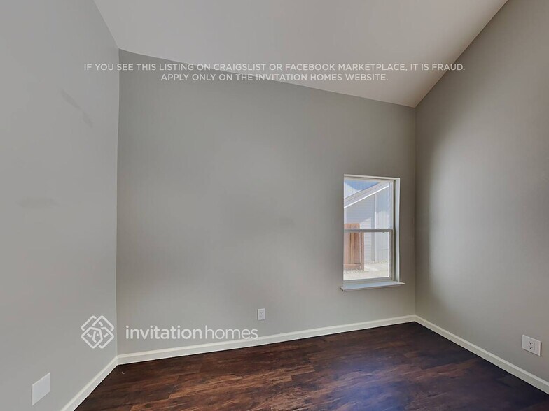 Building Photo - 4505 Country Run Way