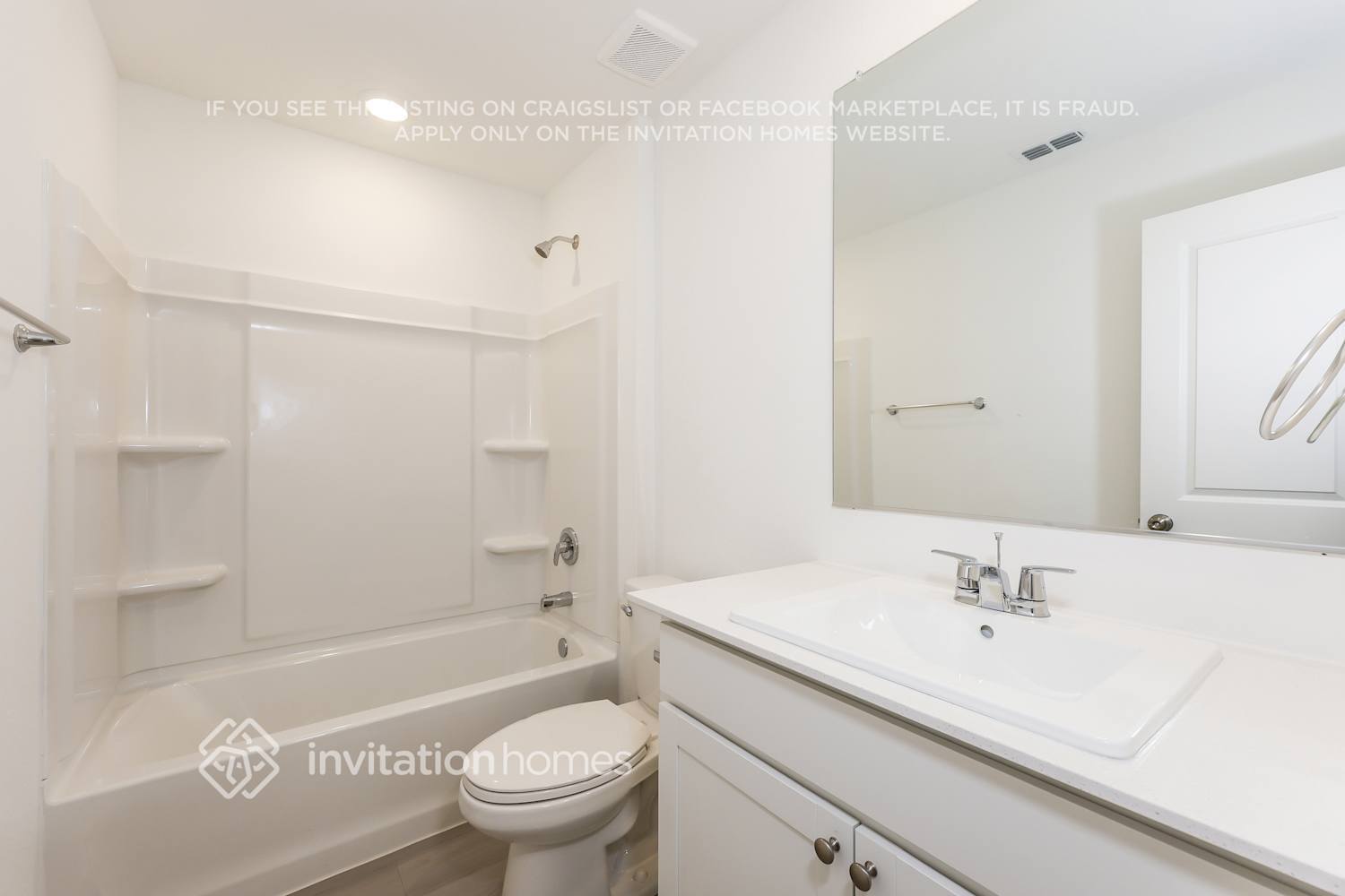 Building Photo - 1834 Sanderling St