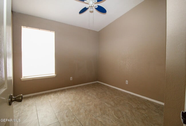 Building Photo - 11944 Spire Terrace Dr