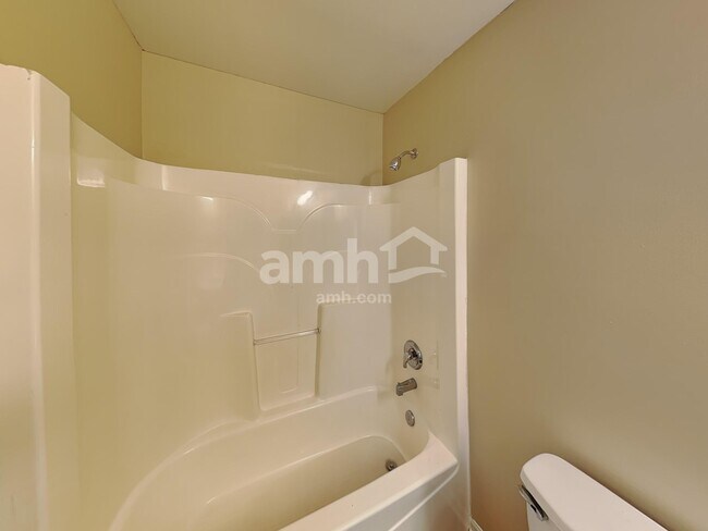 Building Photo - 2476 Deer Point Dr