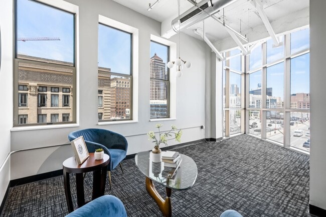 Building Photo - 110 N 3rd St