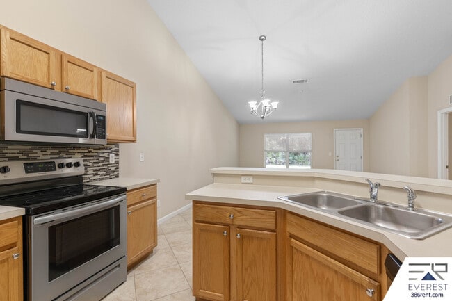 Building Photo - 51 Seaton Valley Path