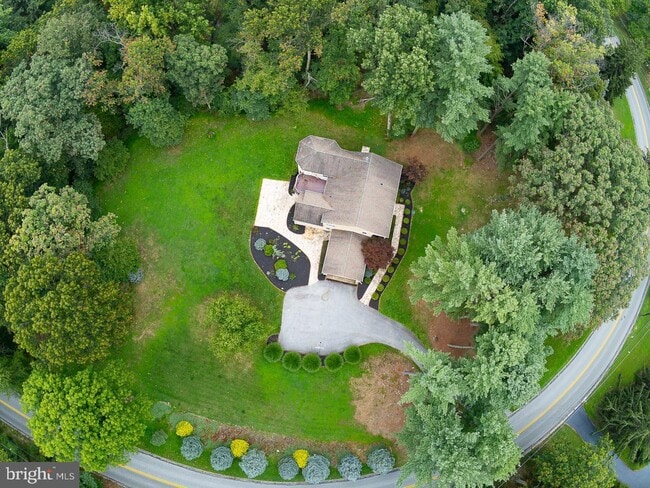 Building Photo - 2083 Welsh Valley Rd