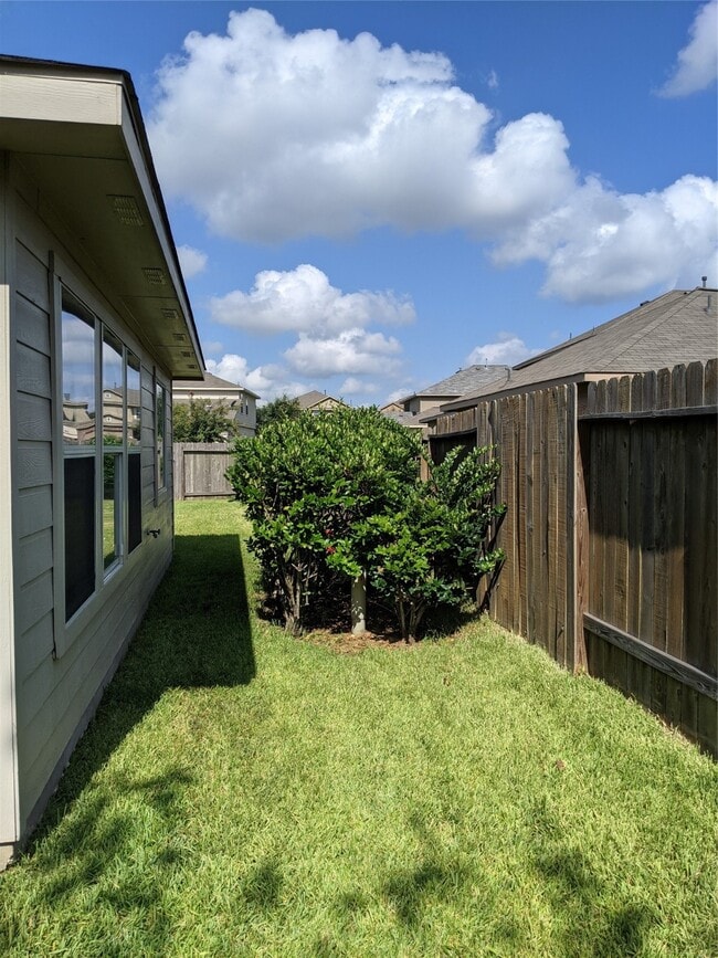 Building Photo - 19031 Telford Way