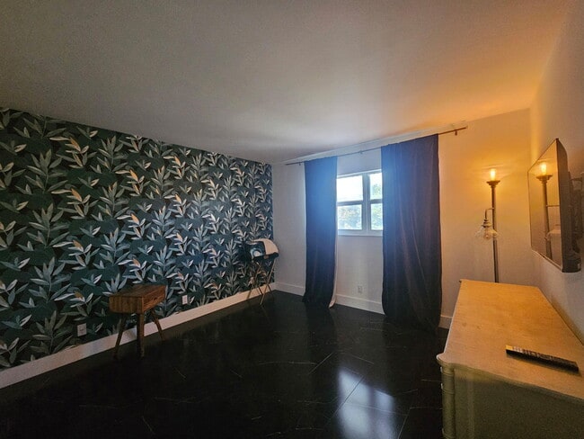 Building Photo - 1541 S Ocean Blvd