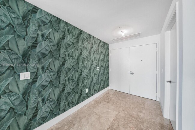 Building Photo - 3131 NE 188th St