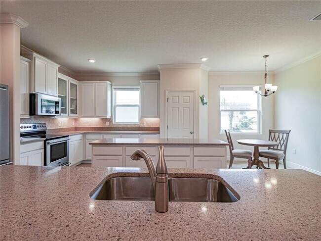 Building Photo - 2529 St Lucia Cir