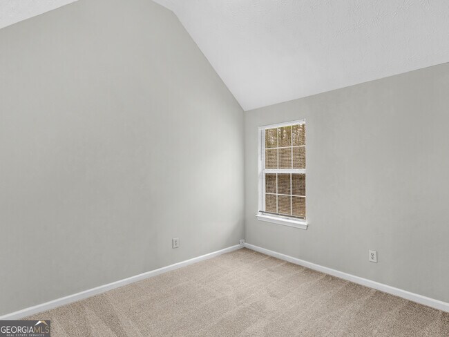 Building Photo - 230 Millstone Dr