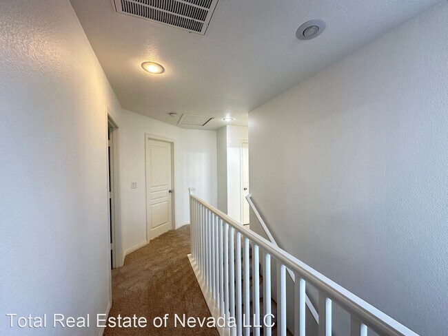 Building Photo - 3 br, 2.5 bath House - 4859 Golden Shimmer...