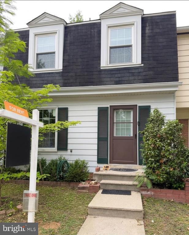 Building Photo - 4902 Van Walbeek Pl