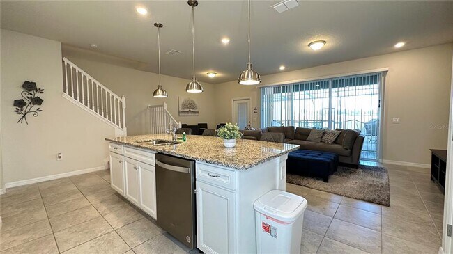 Building Photo - 7167 Oakmoss Loop