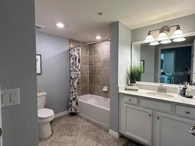 Building Photo - 12565 Ghiberti Cir