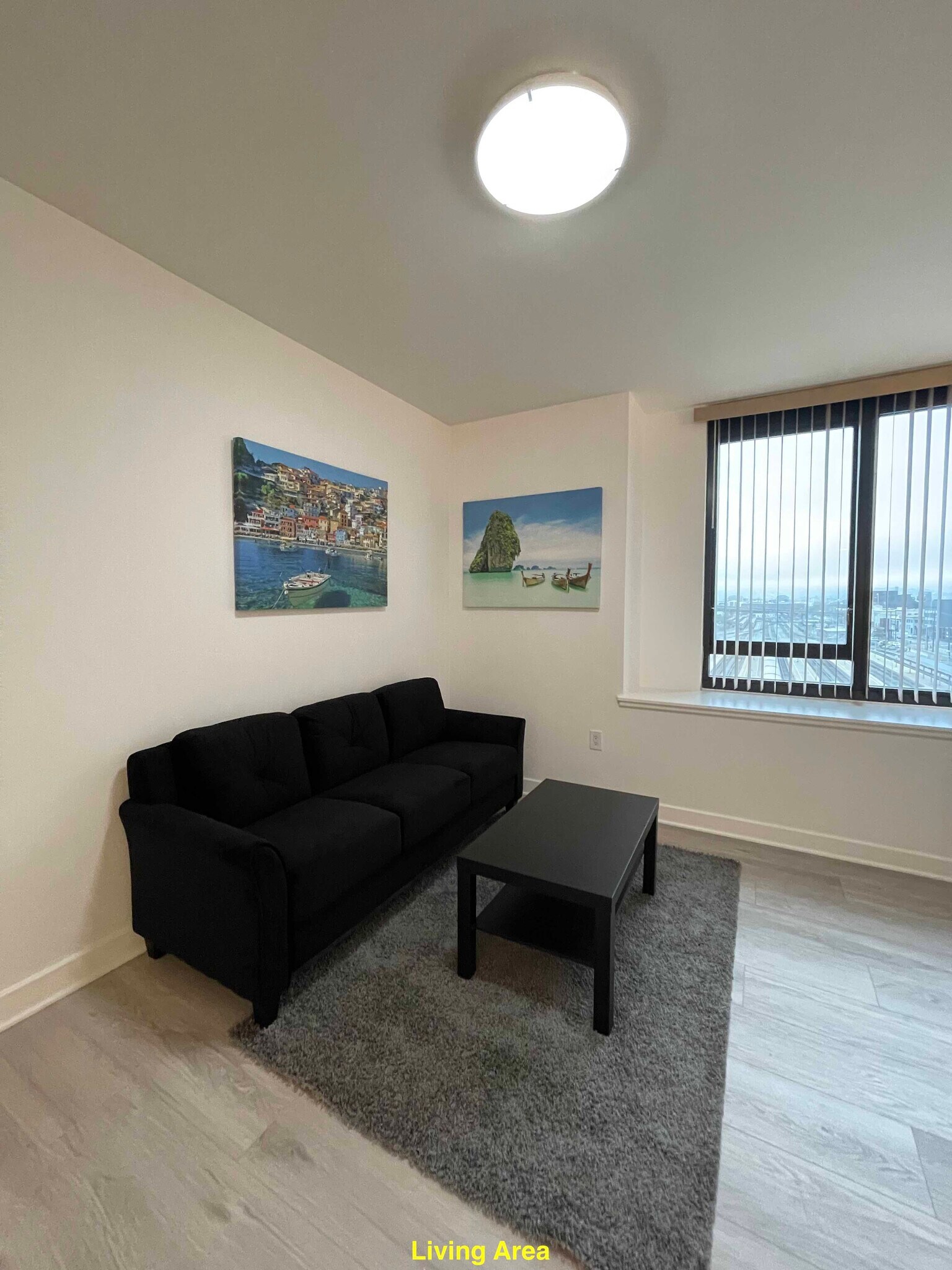 Building Photo - 718 4th St