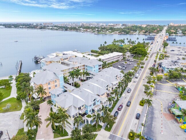 Building Photo - 309 E Ocean Ave