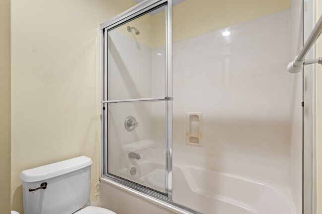 Building Photo - 3 bedroom/ 2.5 bathroom in Destin, FL!