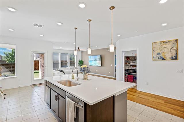 Building Photo - 3605 Sorghum Way