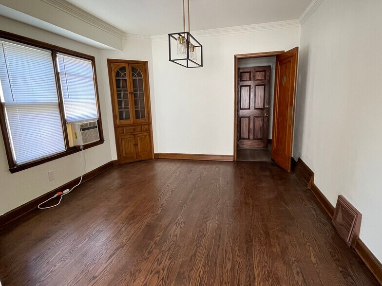 Building Photo - 3367 N 53rd St