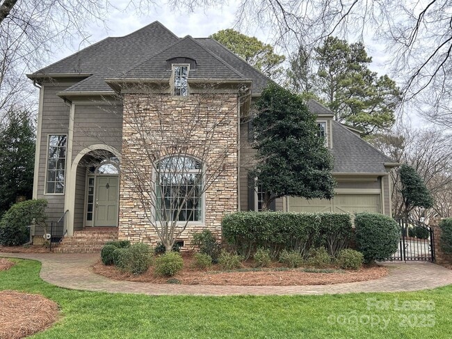 Primary Photo - 2735 Sharon Rd