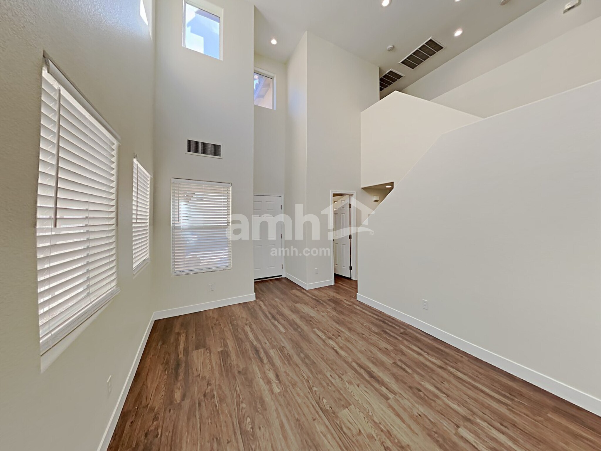 Building Photo - 9438 Havasu Canyon Ave