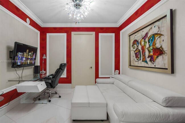 Building Photo - 16001 Collins Ave