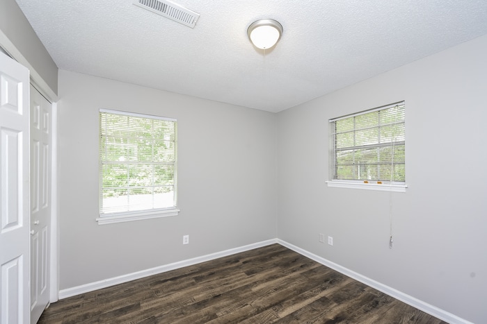 Building Photo - 103 Gardenia St