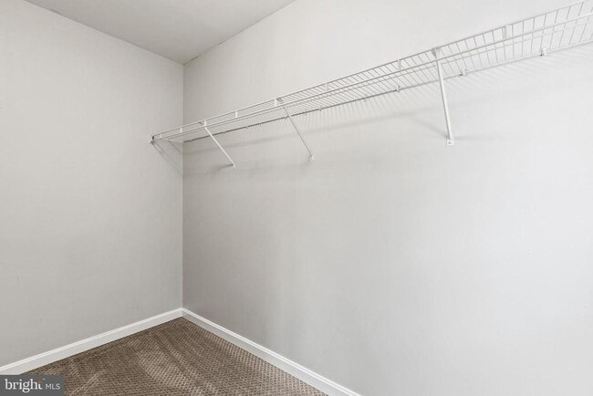 Building Photo - 1 Harbour Heights Dr