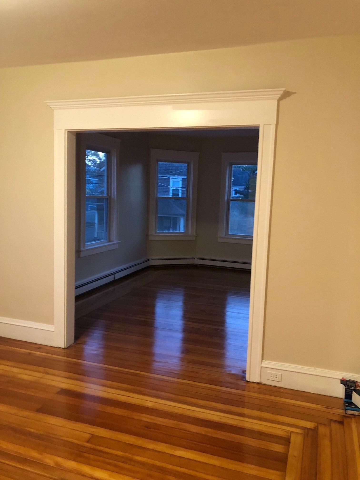 Living/Parlor - 16 Lauriston St