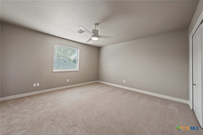 Primary Photo - 4512 Sunflower Ln