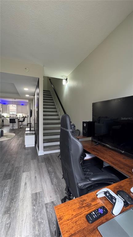 Building Photo - 2015 Grand Oak Dr