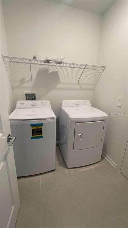 Building Photo - 2485 Rider Rain Ln