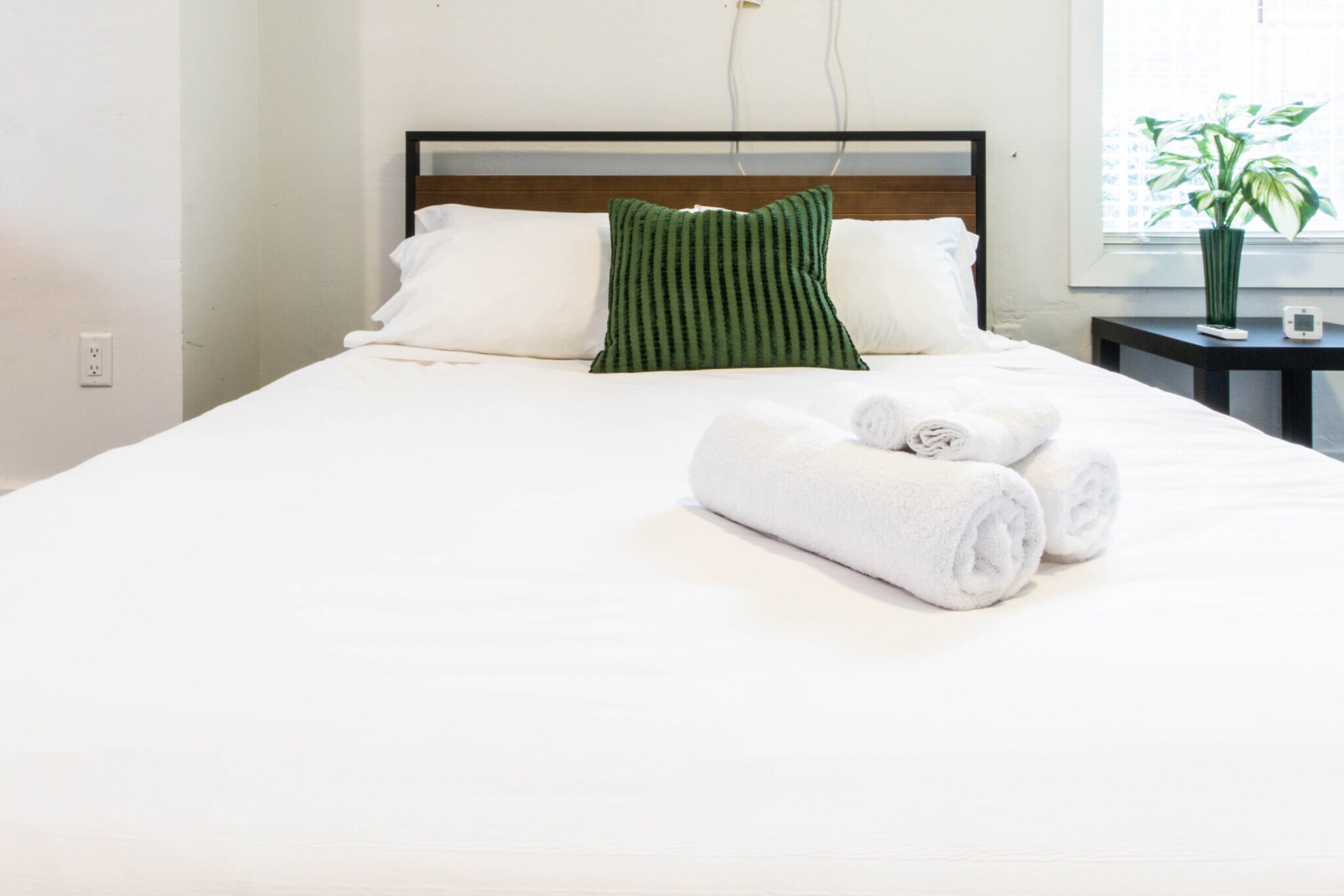 Building Photo - 1806 Washington Way