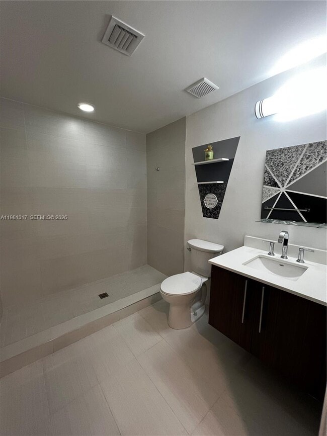 Building Photo - 7825 NW 107th Ave