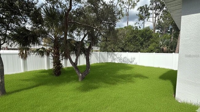 Building Photo - 4344 Jaslo Ave