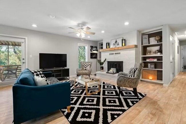 Primary Photo - 15 Churchill Dr