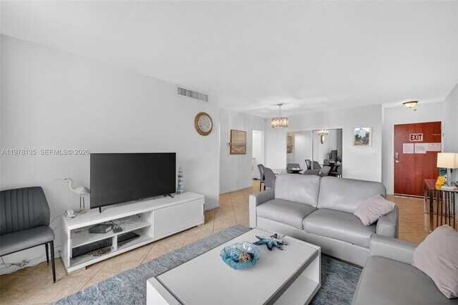 Building Photo - 3801 S Ocean Dr