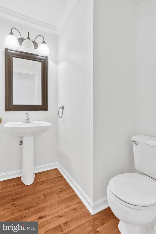 Building Photo - 7413 Salford Ct