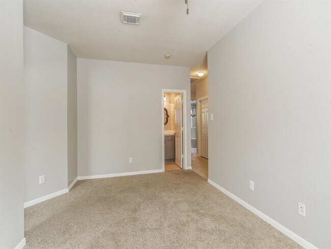 Building Photo - 5511 Wild Milberry Dr