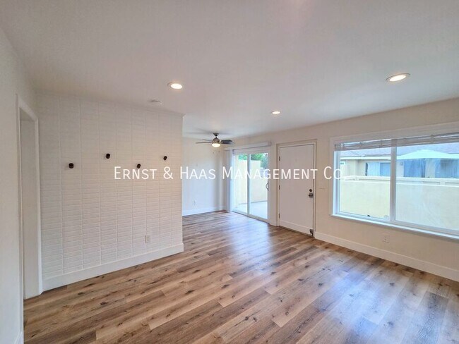Building Photo - 16850 Sierra Vista Way