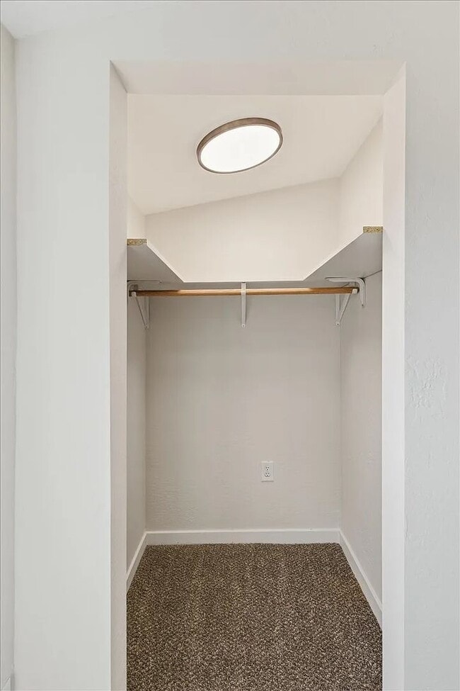 Building Photo - 4119 N 10th Pl